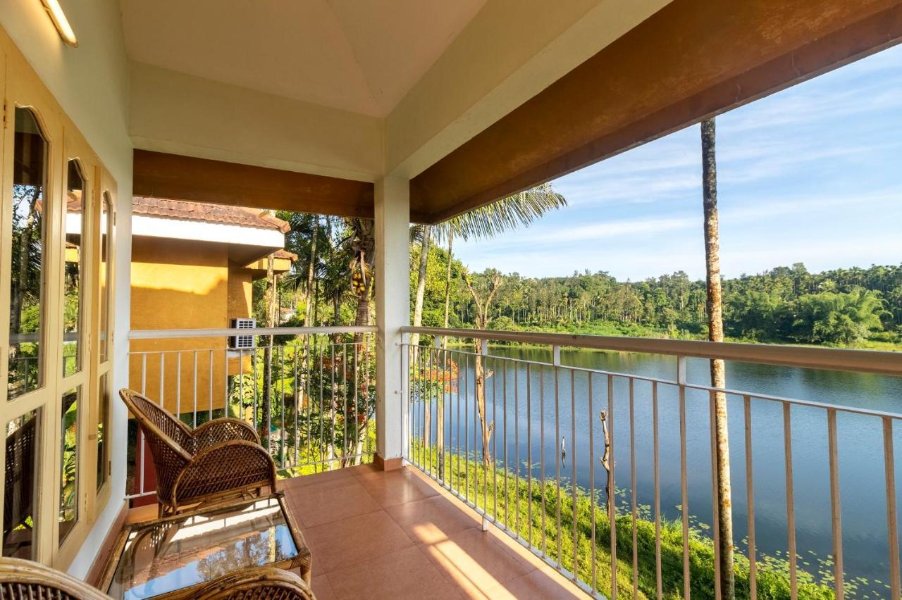 Karapuzha Village Resort Ваянад Экстерьер фото