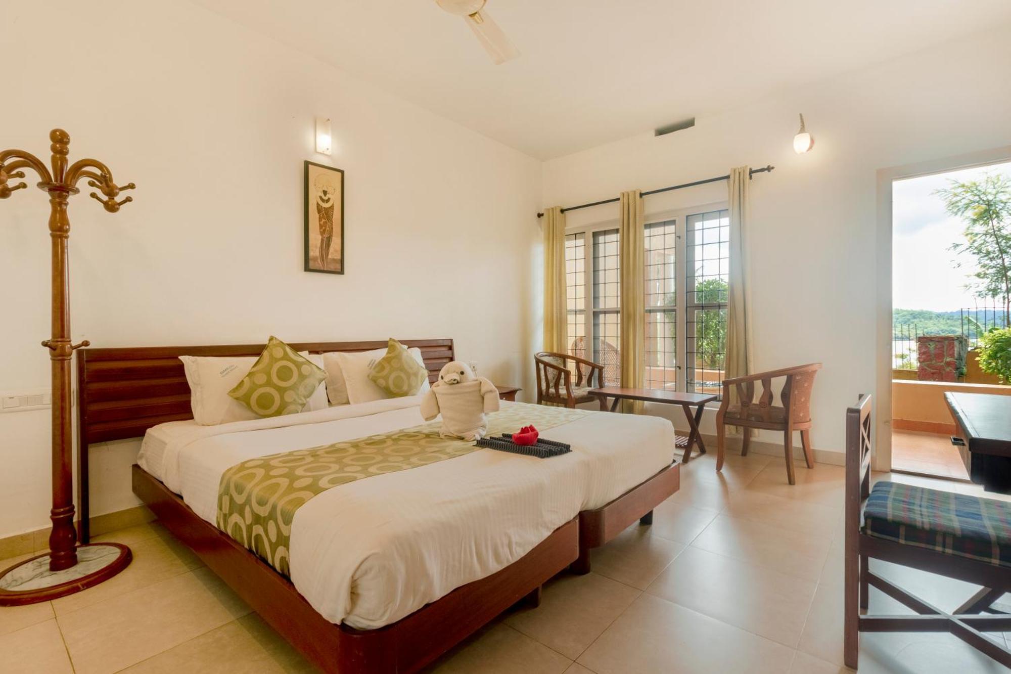 Karapuzha Village Resort Ваянад Экстерьер фото